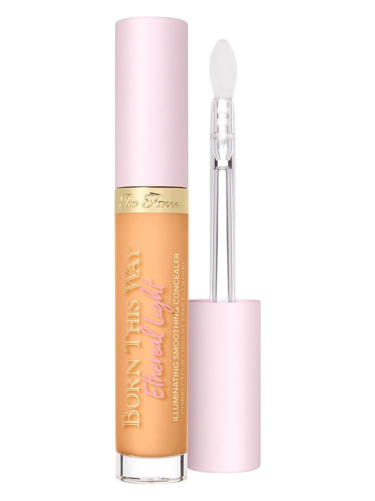 Too Faced Born This Way Ethereal Light Illuminating Smoothing Concealer 5ml - Image 1 of 3
