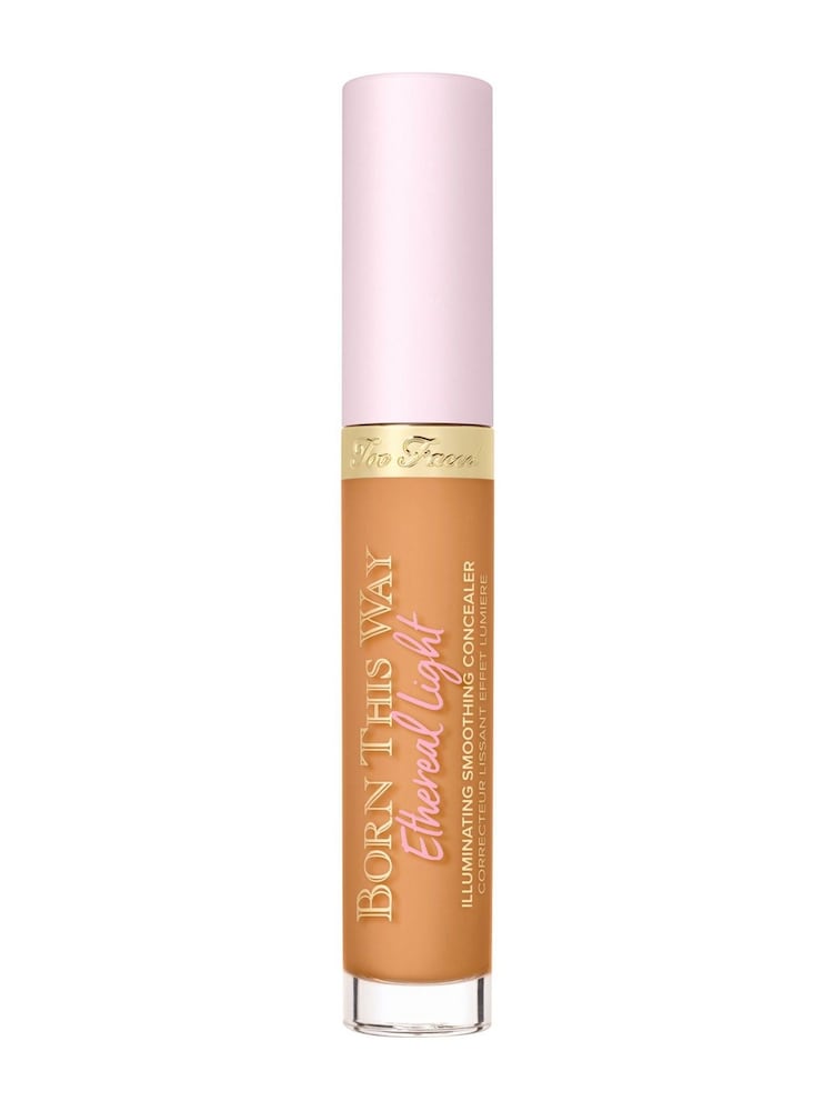Too Faced Born This Way Ethereal Light Illuminating Smoothing Concealer 5ml - Image 3 of 3