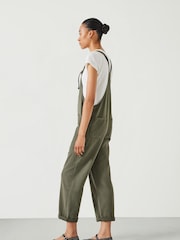 Hush Green Ellie Relaxed Denim Cropped 100% Cotton Dungarees - Image 4 of 5