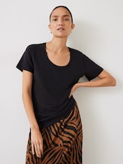 Negro - Hush Hari Scoop Neck Slub T-Shirt - Imagen 1 de 3