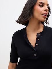 Black Button Up Crew Neck Short Sleeve Top With Linen - Image 5 of 7