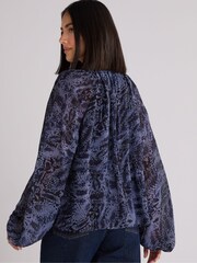 Ro&Zo Blue Snake Print Blouson Sleeve Blouse - Image 4 of 5