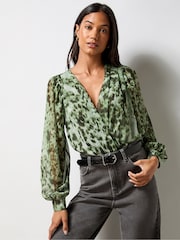 Ro&Zo Green Leopard Print Blouses - Image 3 of 6