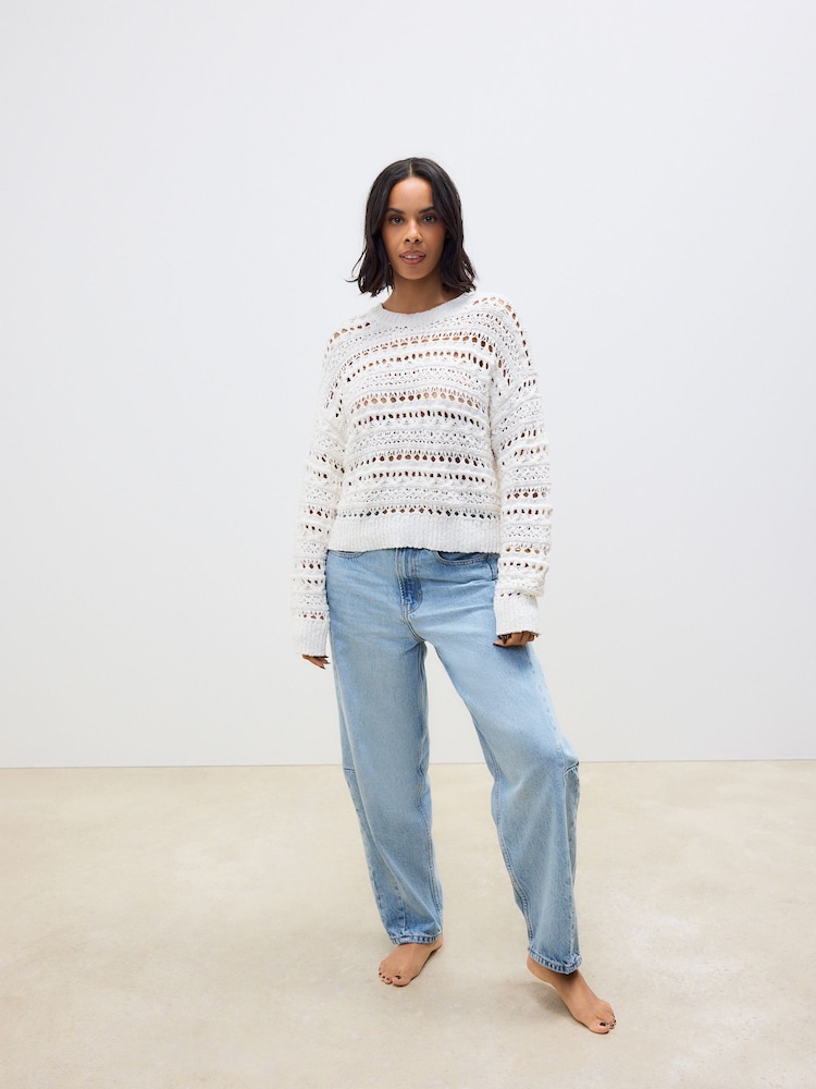 White Ecru 100% Cotton Stitch Long Sleeve Crew Neck Knitted Jumper - Image 2 of 7