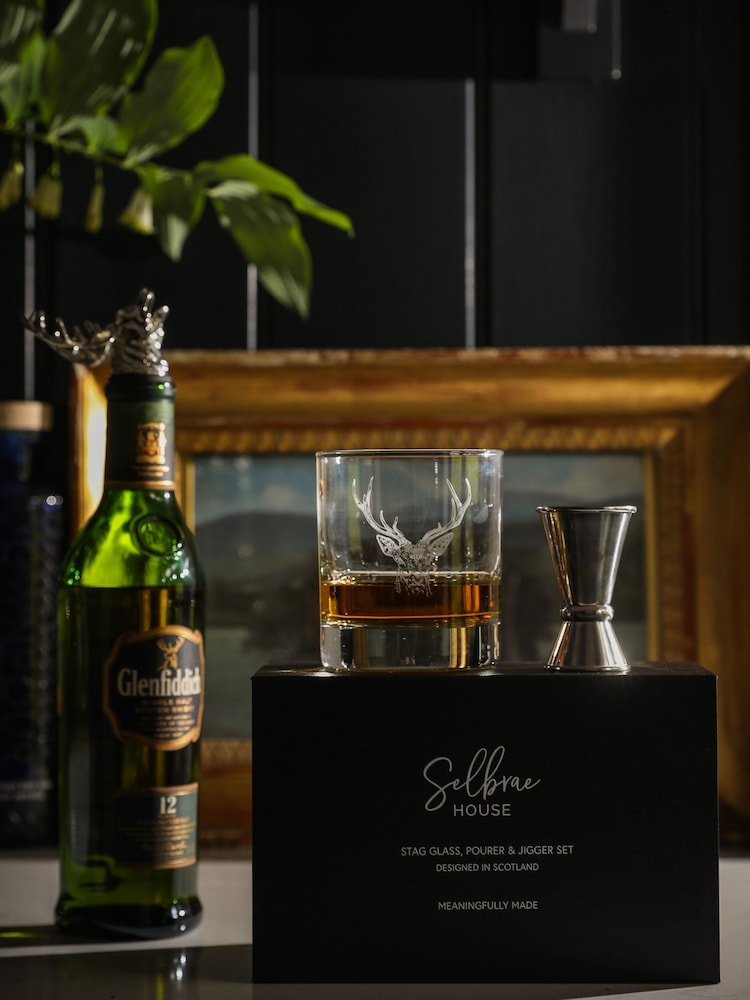 Selbrae House Chrome Stag Glass, Pourer and Jigger Set - Image 1 of 3