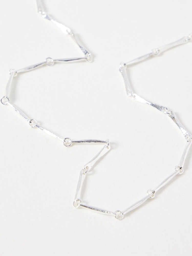 Oliver Bonas Silver Tone Eleanor Textured Bar Collar Necklace - Image 2 of 3 Oliver Bonas Silver Tone Eleanor Textured Bar Collar Necklace - Image 2 of 3