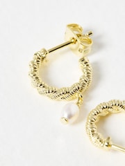 Oliver Bonas White Margot Pearl Gold Plated Twisted Hoop Earrings - Image 4 of 4