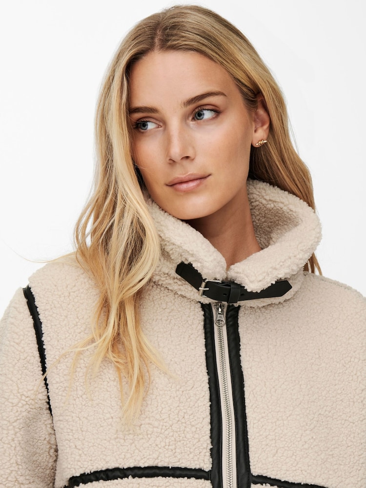 JDY Cream Cosy Teddy Jacket With Contrast Trims - Image 3 of 7
