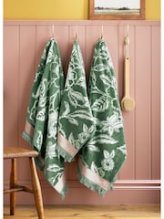 Joules Green 100% Cotton Juliette Towel - Image 1 of 2
