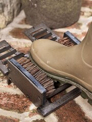 Dibor Brown Boot Brush and Scraper with Jack - Image 3 of 5