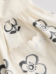 Black/White Floral Baby Printed Baby Sleeveless Top and Trouser 2 Piece Set (0mths-2yrs) - Image 10 of 11