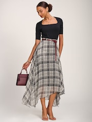 Սև չեկ - Jolie Moi Asymmetric Frill Chiffon Maxi Skirt - Պատկեր 4 6-ից