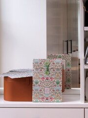 William Morris At Home Bergamot and Vetiver Scented Drawer Liners - Image 1 of 4