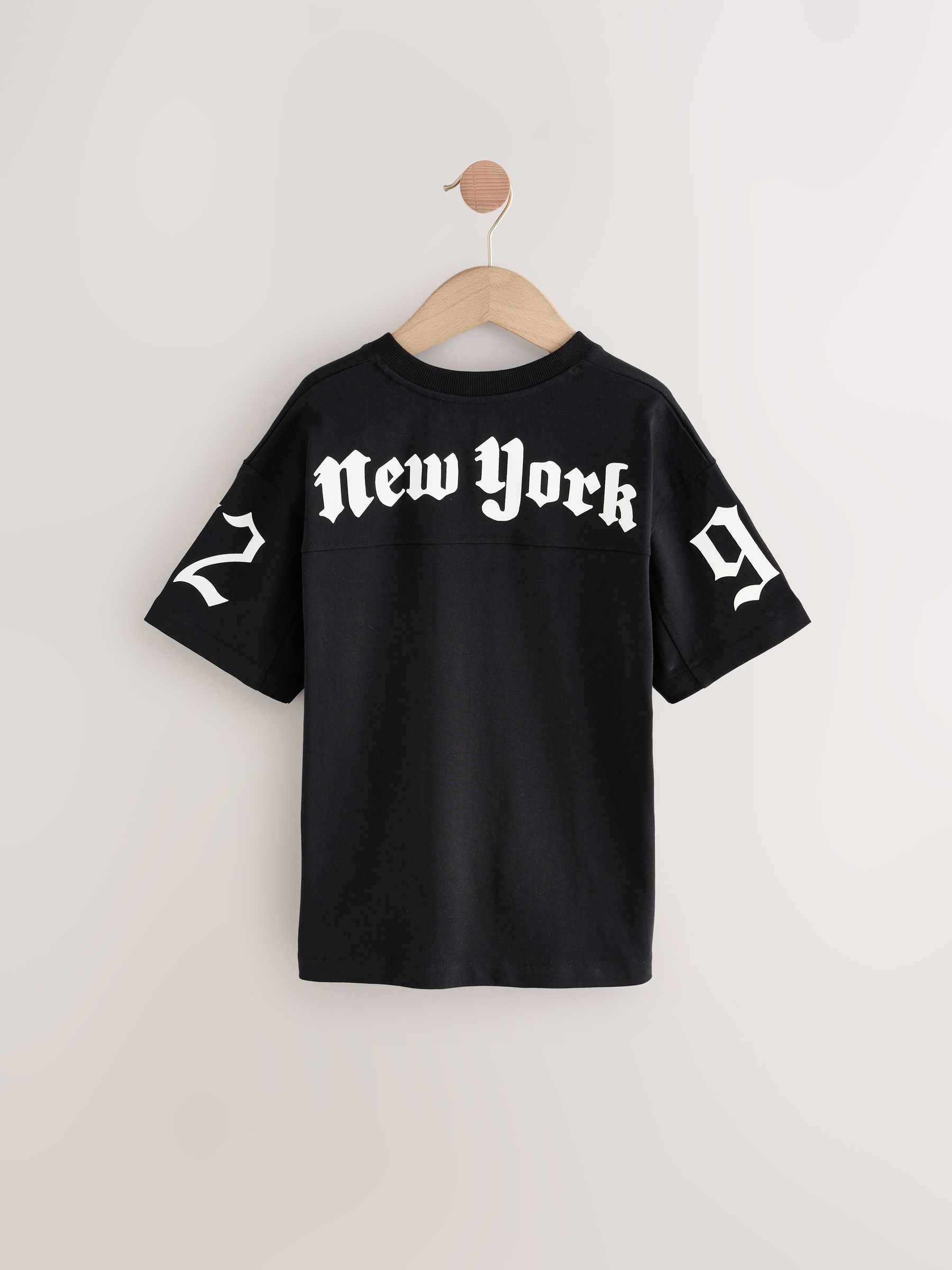 がんばろうニッポン愛は勝つ　Ｔシャツ　Ｌサイズ Buy Black/White/Yellow Gorilla Relaxed Fit Graphic Print