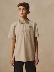 Pastelgeel - Geo Poloshirt met korte mouwen en kraag (3-16jr) - Image 2 of 8