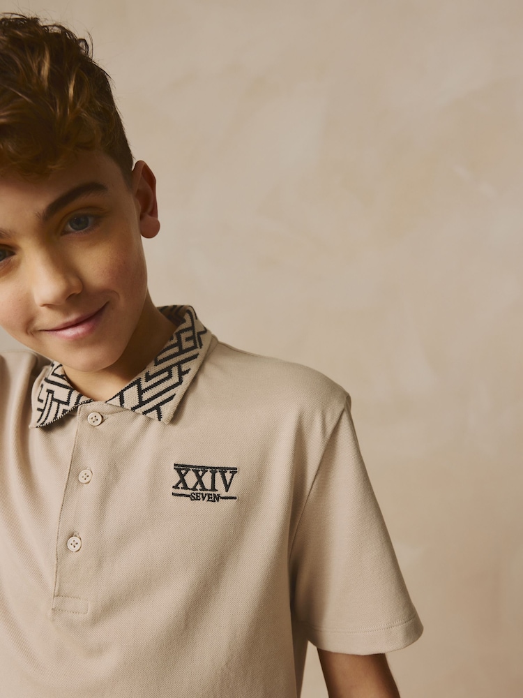 Pastelgeel - Geo Poloshirt met korte mouwen en kraag (3-16jr) - Image 4 of 8