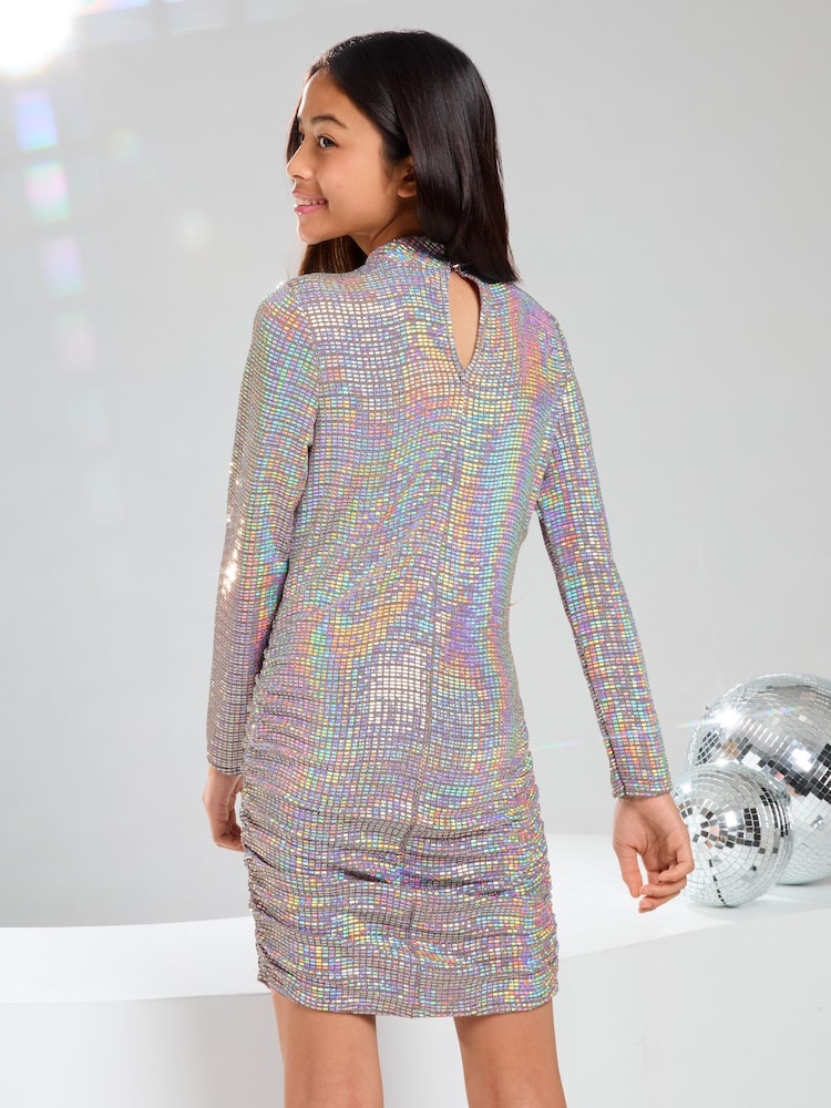 Lipsy Teen holografisches Bodycon-Kleid (10–16 Jahre) - Bild 4 von 4 Lipsy Teen holografisches Bodycon-Kleid (10–16 Jahre) - Bild 4 von 4