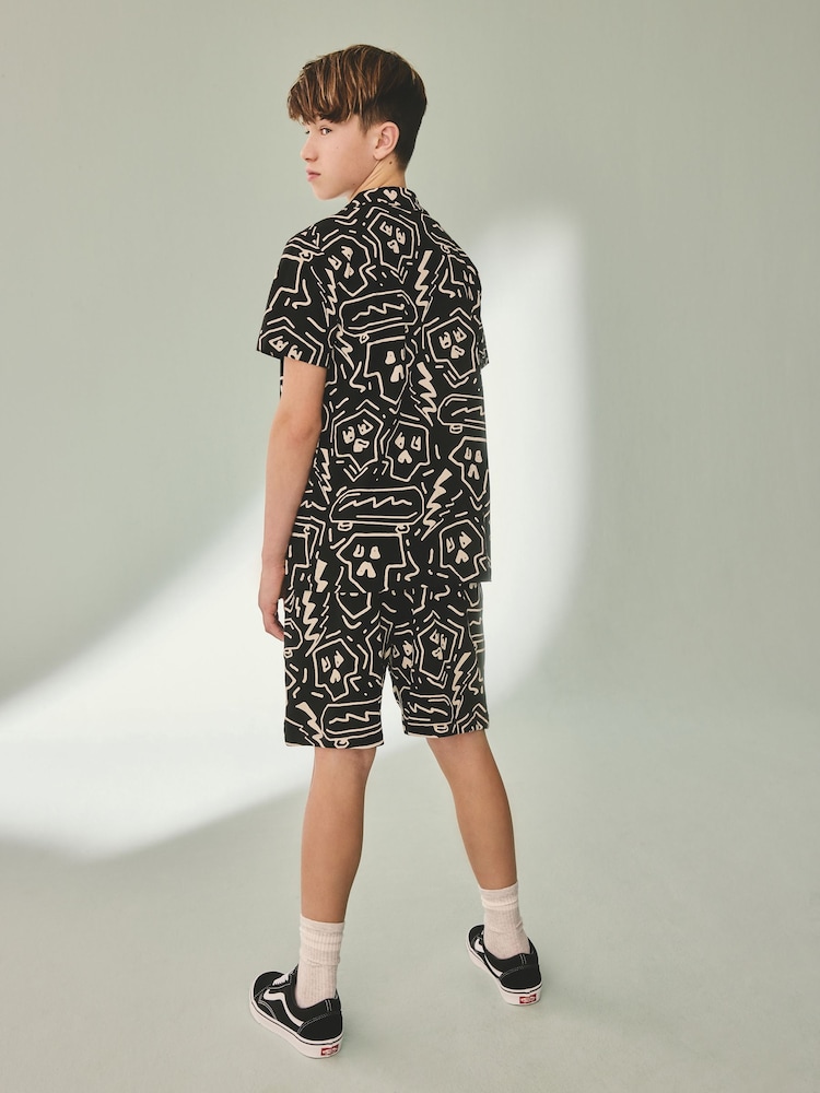 Black/White 100% Cotton Printed Jersey Shirt And Shorts Set (3-16yrs) - Image 3 of 10
