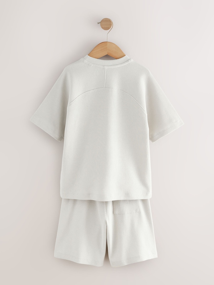 אפור - Textured Short Sleeve T-Shirt and Shorts Set (3-16yrs) - Image 7 of 10