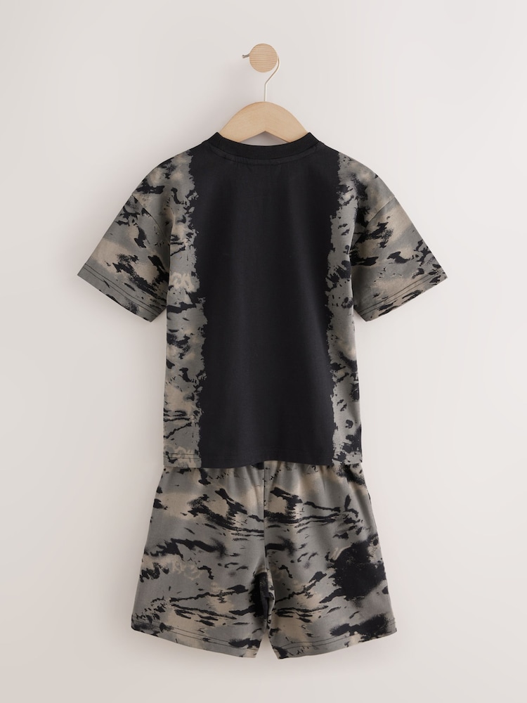 Knüpfbatik, Schwarz - T-Shirt und Shorts im Set in Relaxed Fit (3–16 J.) - Bild 2 von 5 Knüpfbatik, Schwarz - T-Shirt und Shorts im Set in Relaxed Fit (3–16 J.) - Bild 2 von 5