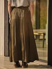 Boho Khaki Green Pleated Satin Maxi Skirt - Image 3 of 7