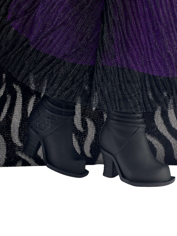 Mattel Games Universal Pictures’ Wicked Deluxe Elphaba Fashion - Image 6 of 6
