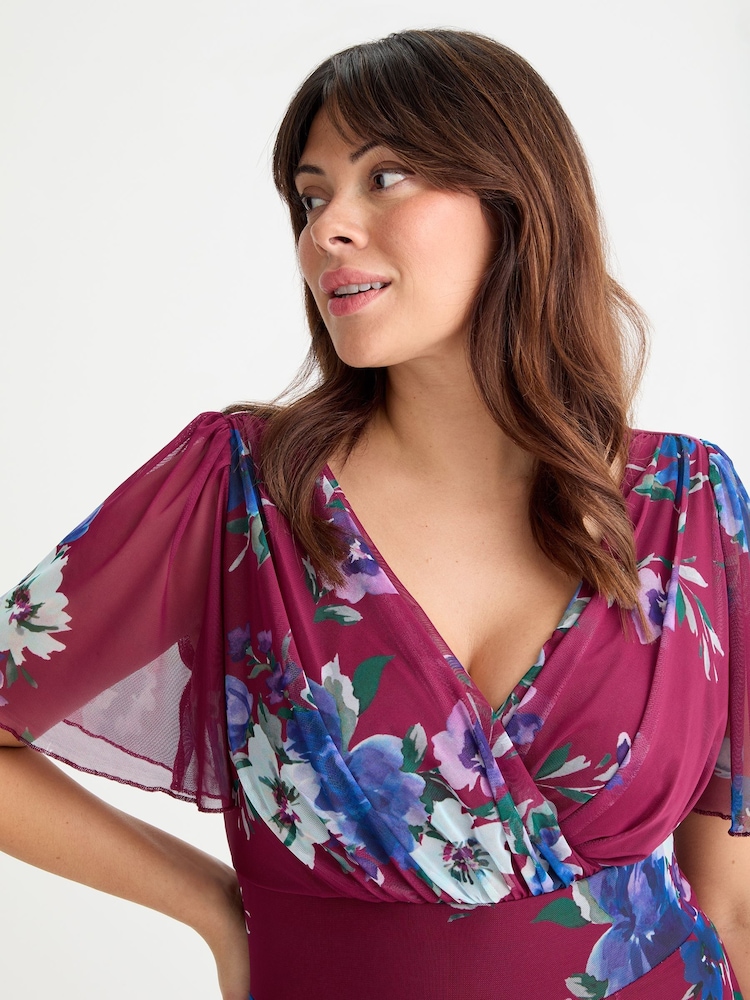 Scarlett & Jo Wine Isabelle Winter Print Float Sleeve Maxi Dress - Image 4 of 4