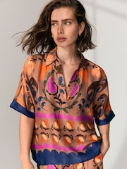 Impression florale brune - Chemise en satin à col en V - Image 1 de 8
