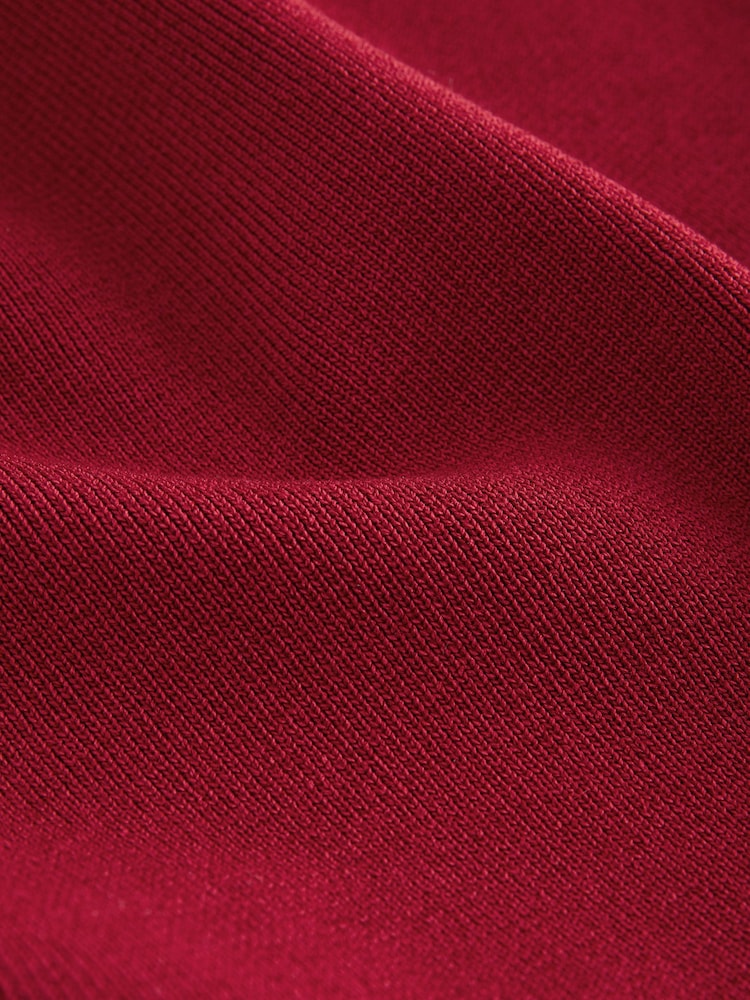 Red Square Neck Scalloped Edge Knitted Vest - Image 6 of 7