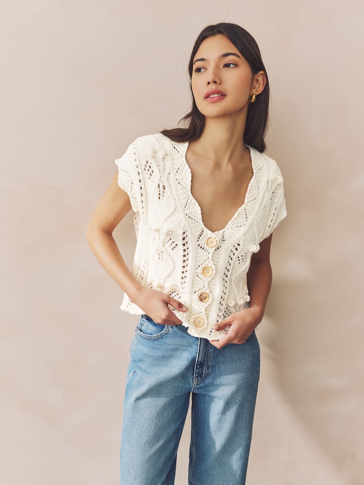White Ecru Stitchy Cabel Waistcoat - Image 2 of 7