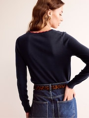Boden Blue Merino Scallop V-Neck Jumper - Image 3 of 6
