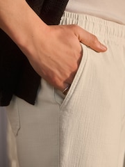 Blanco crudo - Textured Elasticated Waist 100% Cotton Trousers - Imagen 4 de 8