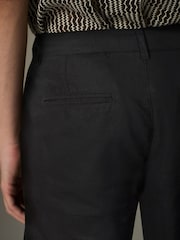 Preto - Ajuste cônico regular - Calças chino de linho e algodão - Imagem 5 de 11