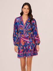Adrianna Papell Kurzes Kleid mit Print - Bild 1 von 7