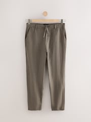 Castanho - Ajuste cônico regular - Calças Chino exclusivas de linho 100% - Imagem 8 de 12