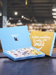 Gnaw Smile Letterbox Chocolates 3 Bar - Image 1 of 2