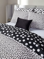 2 Pack Black/White Polka Dot Reversible Duvet Cover and Pillowcase Set - Image 4 of 9