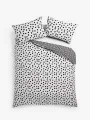 2 Pack Black/White Polka Dot Reversible Duvet Cover and Pillowcase Set - Image 9 of 9