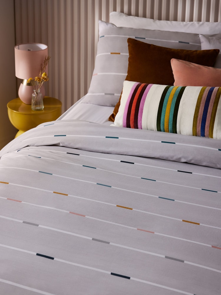 2 Pack White/Grey Stripe Reversible Duvet Cover and Pillowcase Set - Image 5 of 7