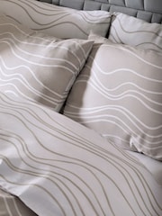 2 Pack Natural Beige/White Wave Reversible Duvet Cover and Pillowcase Set - Image 4 of 9