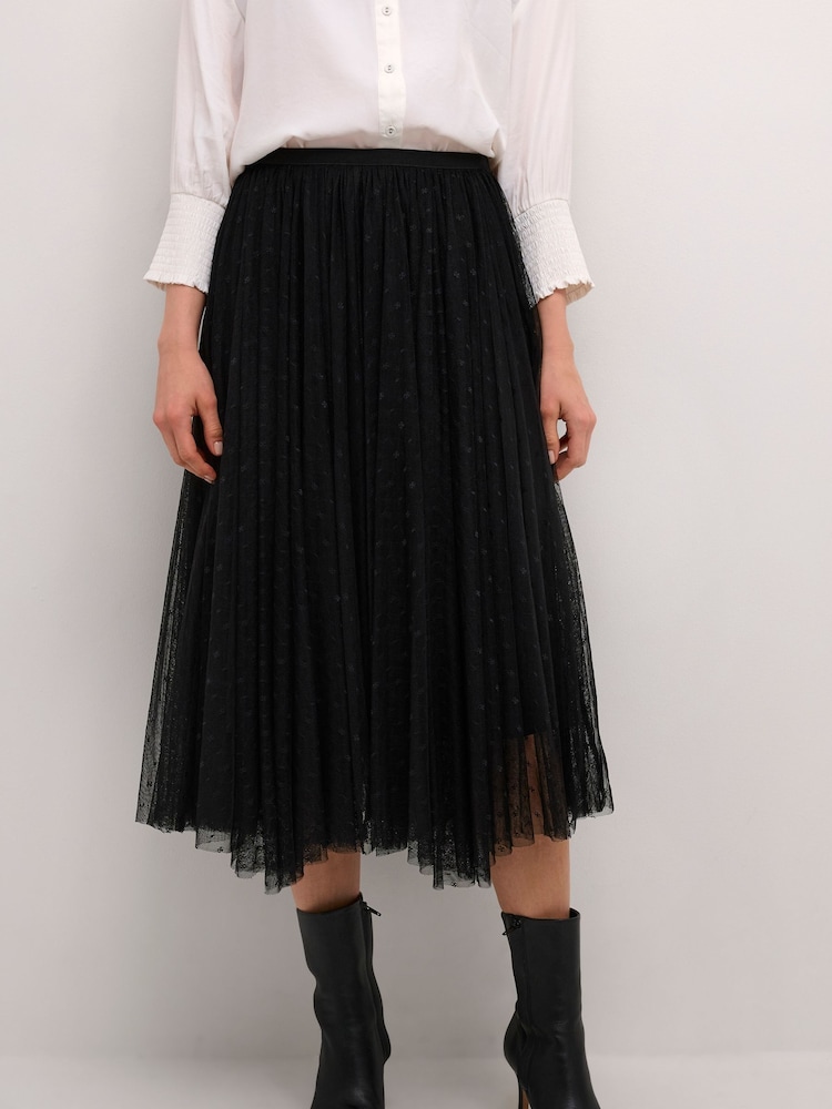Cream Crirma Mesh Pleat Elastic Waist Black Skirt - Image 1 of 6