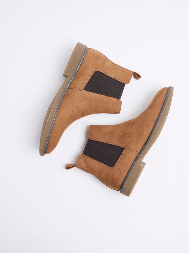 River Island Brown Crepe Sole Chelsea Boots - Image 4 of 4