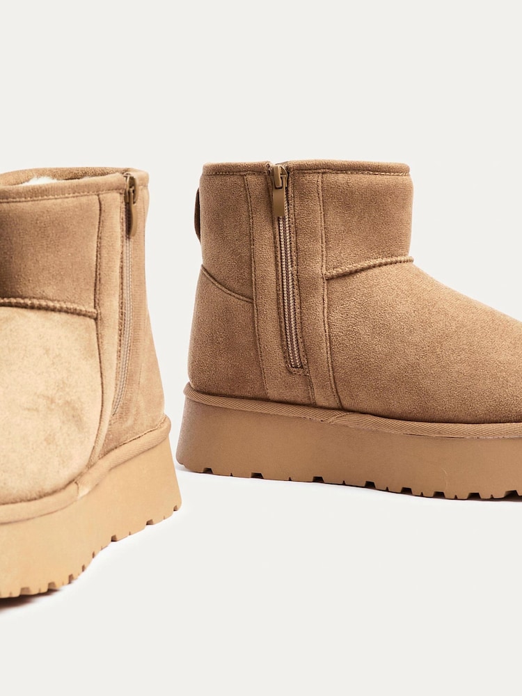 Linzi Brown Cammie Platform Ankle Boots With Inside Zip - Image 6 of 6