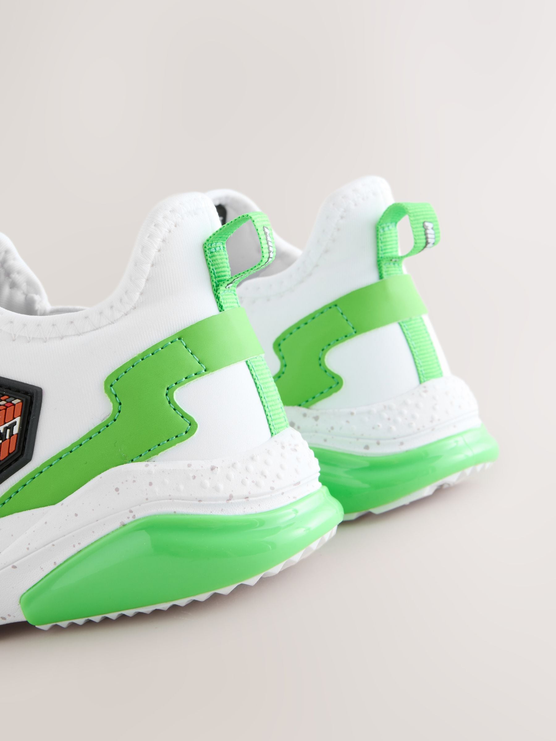 Cumpără Alb - Pantofi sport cu elastic și Dantelă Minecraft from