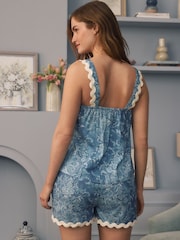 Laura Ashley Cotton-Linen Cami Scalloped Shorts Pyjamas Set - Image 3 de 6