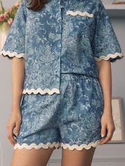 Ensemble short Laura Ashley en coton et lin boutonné à travers le short festonné - Image 4 de 4
