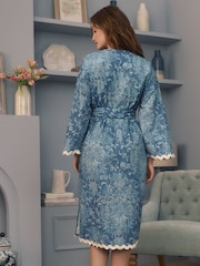 Laura Ashley Cotton-Linen Scalloped Robe - Image 4 de 5