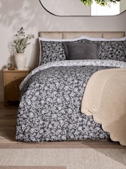 100% Cotton Floral Reversible Duvet Cover and Pillowcase Set - Изображение 1 из 8