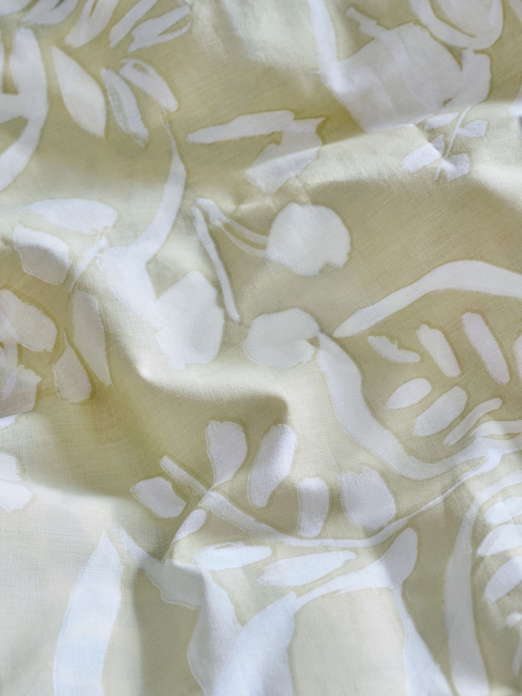 Green Floral Leaf 100% Cotton Reversible Printed Duvet Cover and Pillowcase Set - Image 5 of 6