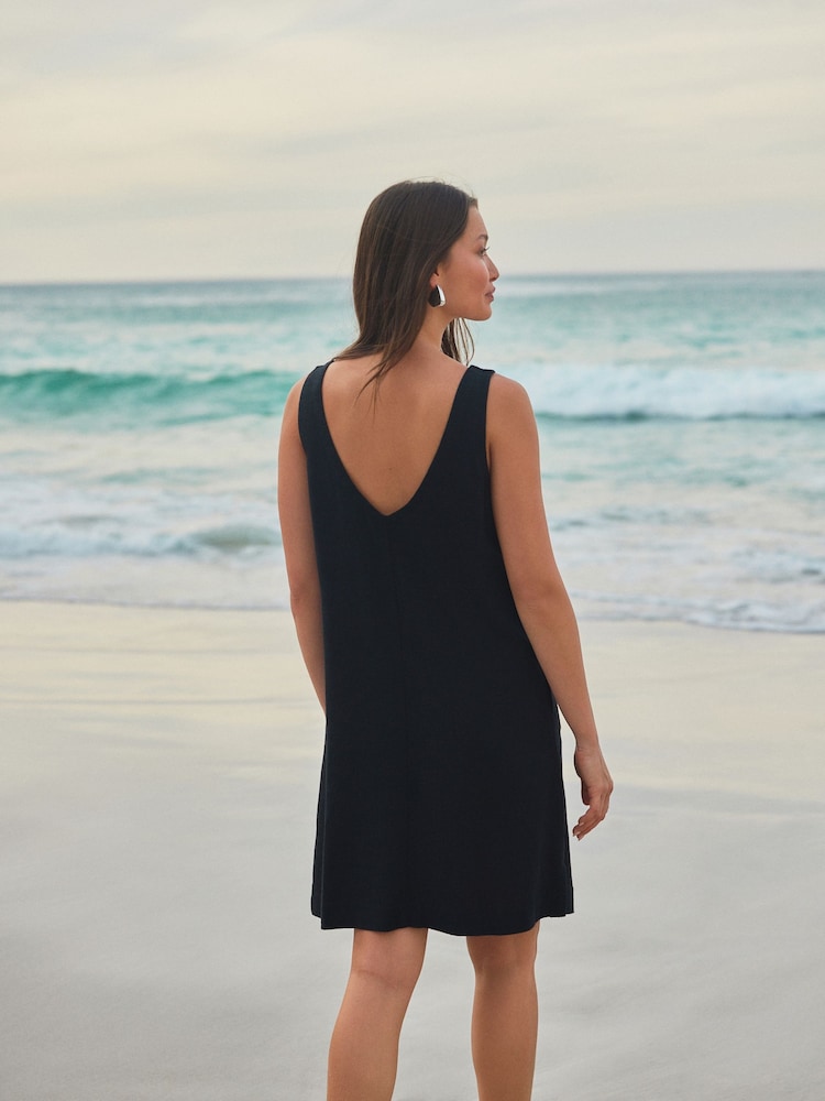 Black Scoop Back Mini Shift Dress With Linen - Image 4 of 8